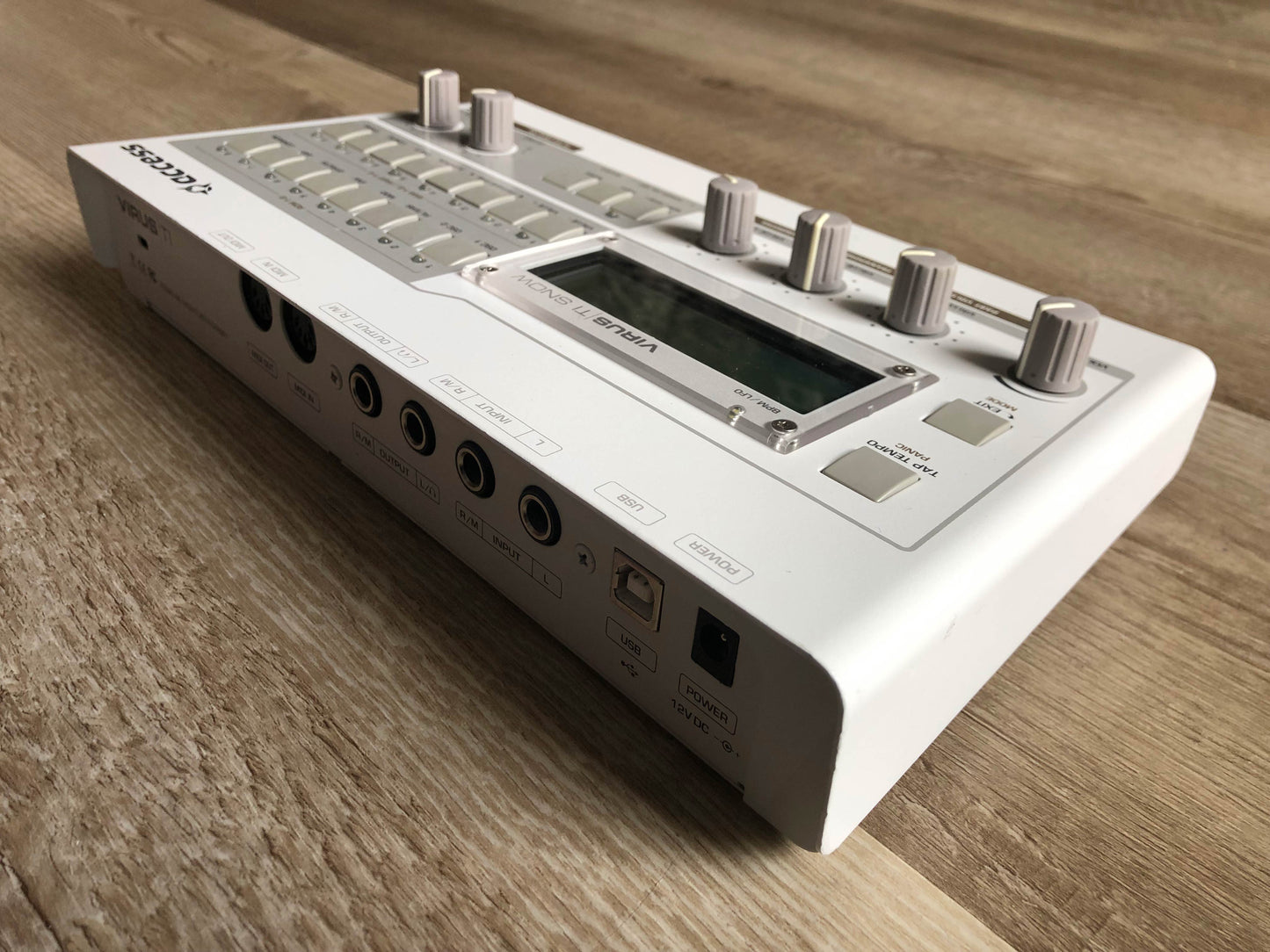 Access Virus TI Snow, All New Tacts & New Battery, w/ PSU + USB Cable