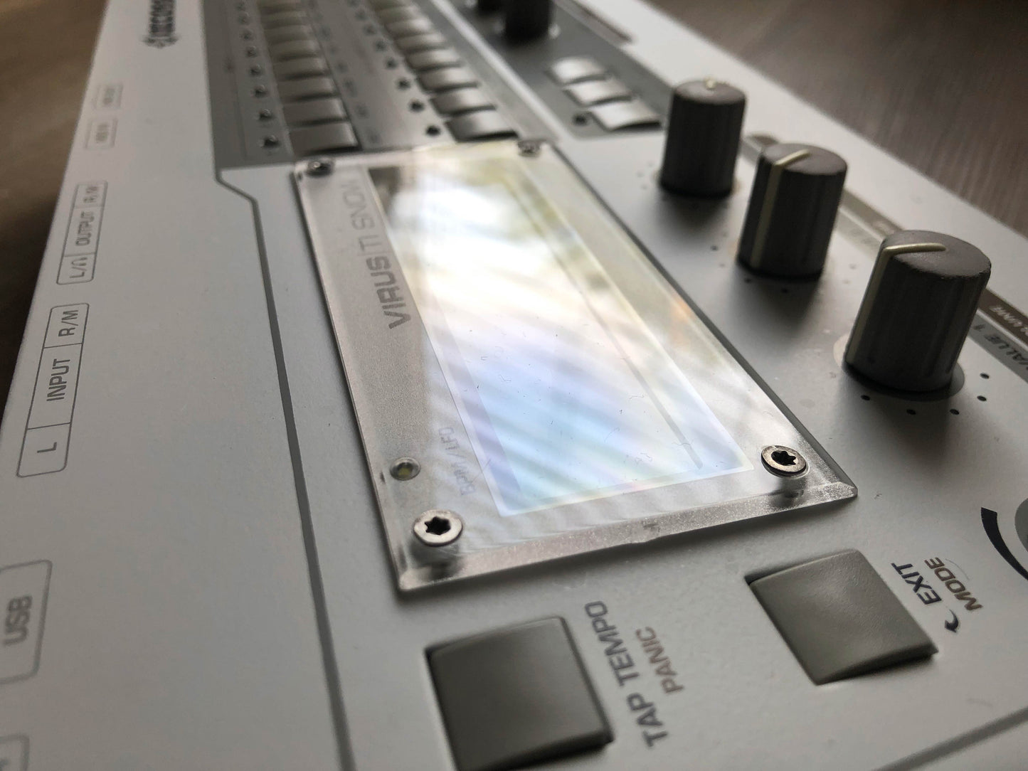 Access Virus TI Snow, All New Tacts & New Battery, w/ PSU + USB Cable