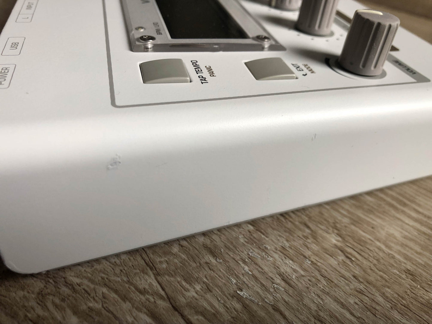 Access Virus TI Snow, All New Tacts & New Battery, w/ PSU + USB Cable