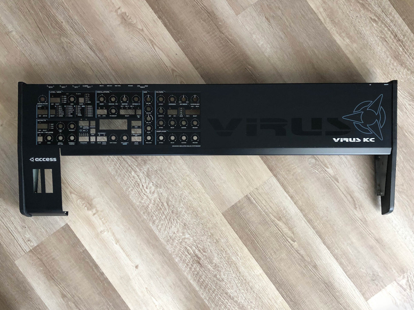 OEM Access Virus KC Faceplate w/ Side Panels
