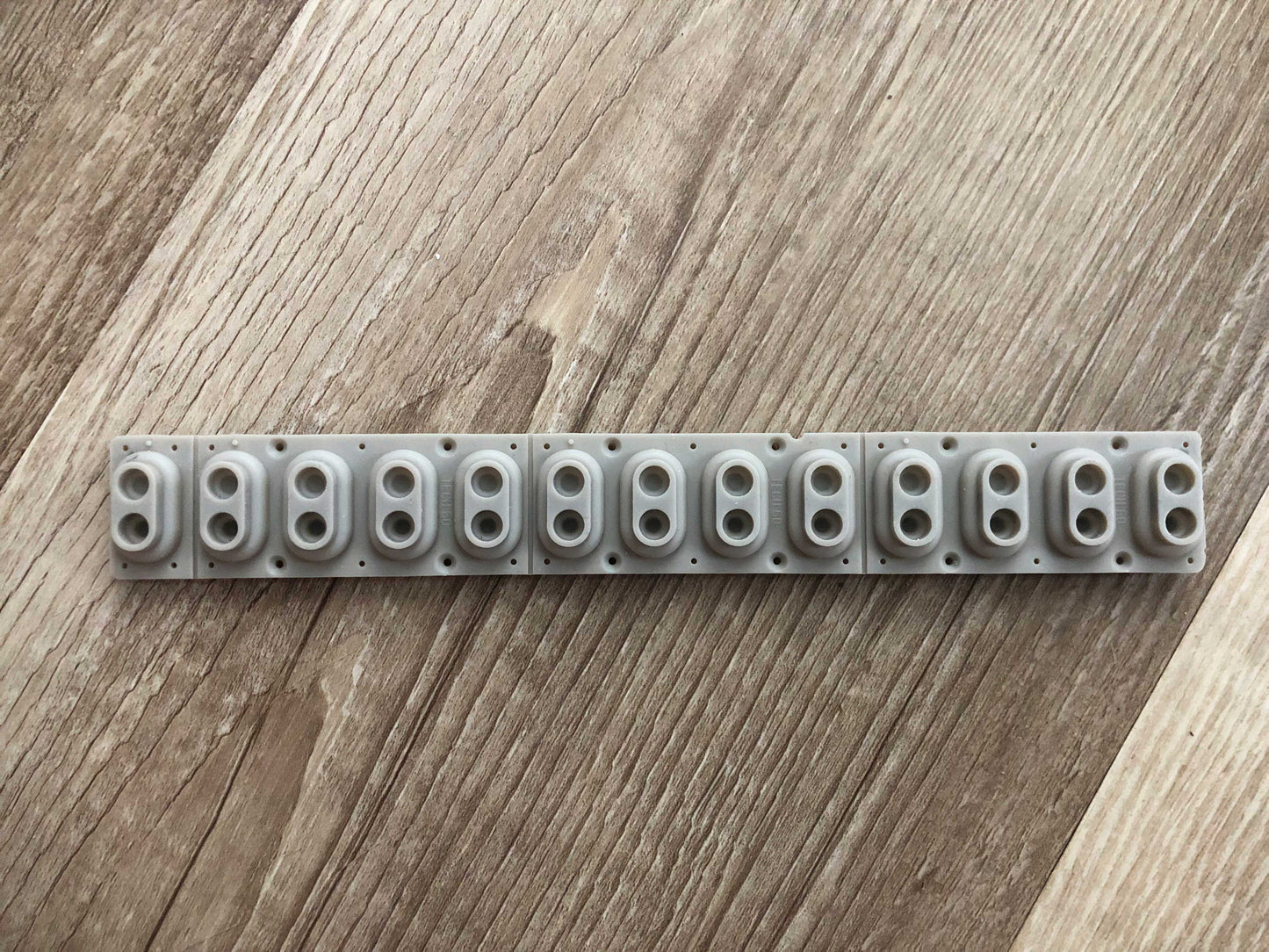 Access Virus OEM Contact strip, 13-note, Indigo, Indigo 2, KC, TI, TI2