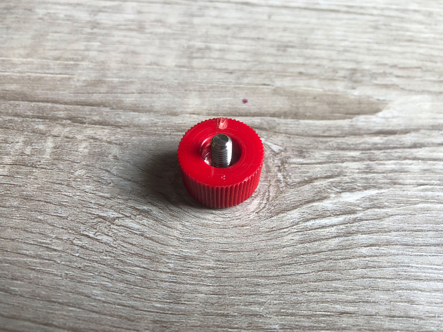 Yamaha NS-10M OEM Terminal Thumb Screw (Positive / Red)